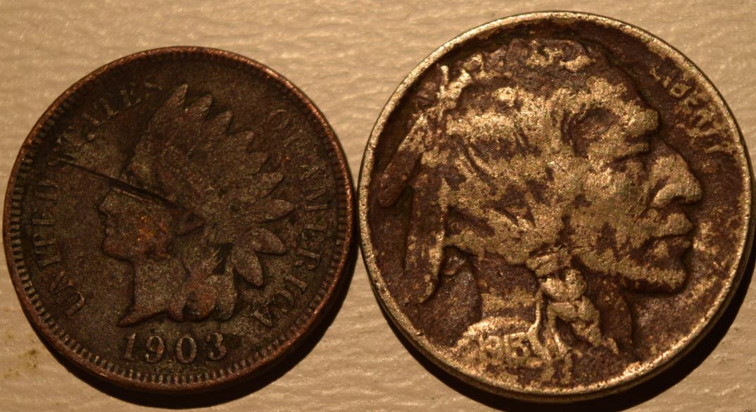 1903-IHC-And-1913-Buffalo
