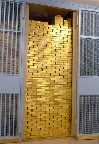 Opinion---Why-Gold-Is-Safer-Than-Your-Savings-Account