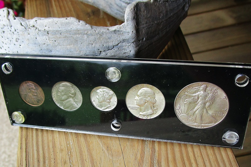 Making-Use-Of-An-Empty-Capital-Holder-With-A-1941-Phila-5-Coin-Set