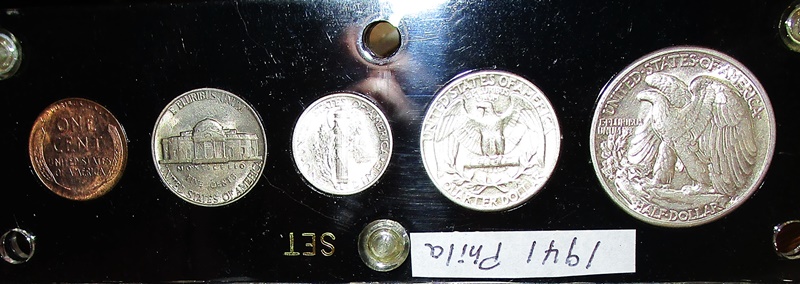 Making-Use-Of-An-Empty-Capital-Holder-With-A-1941-Phila-5-Coin-Set