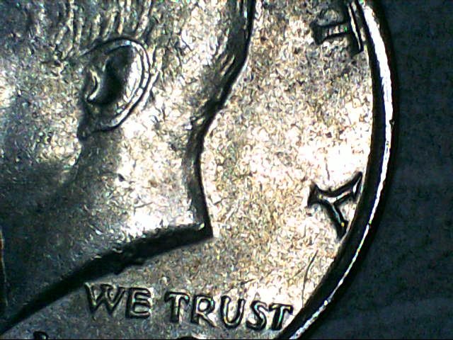 1980-D-Kennedy-Half-Dollar.-The-Devices-Looks-Smeared-Or-3-D.