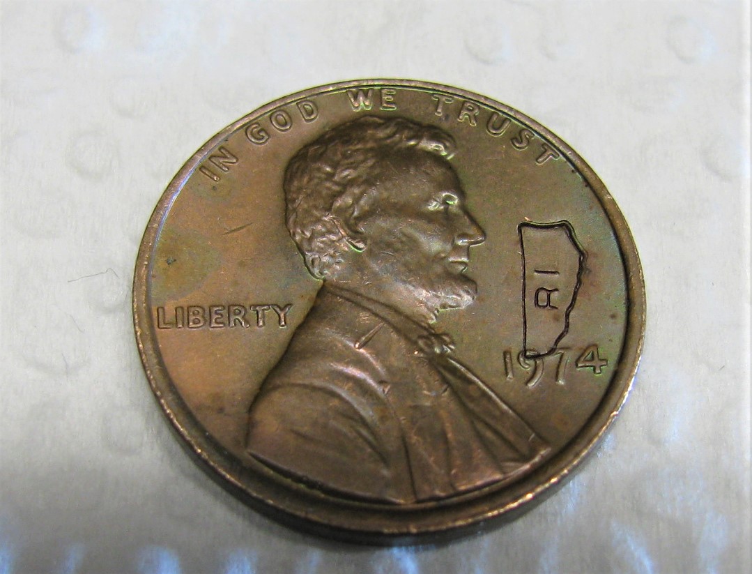 1974-Lincoln-Penny-With-'Ri'-Above-Date