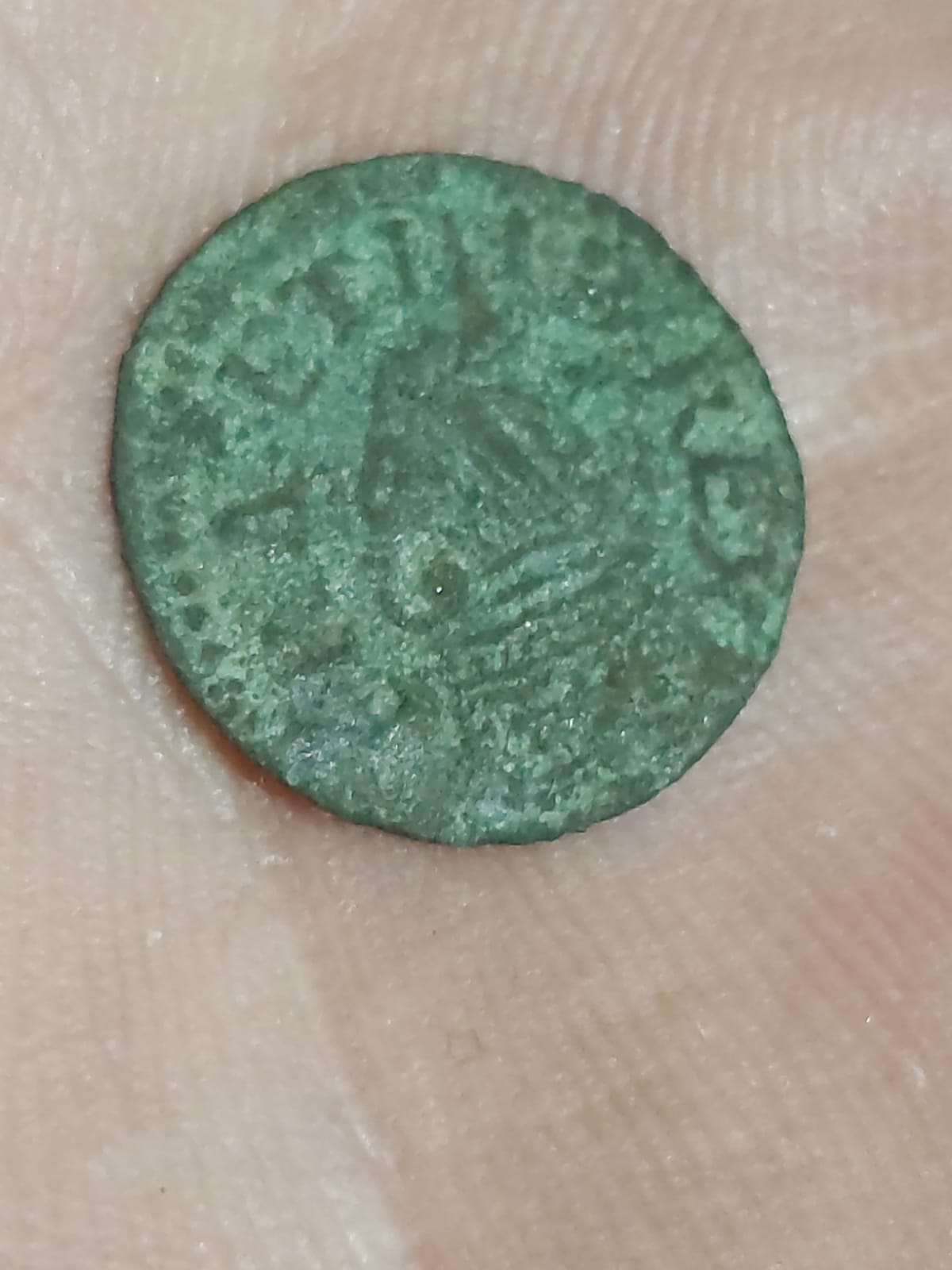 Please-Help-Identify-This-Coin-Id:-17th-Century-Irish-Farthing