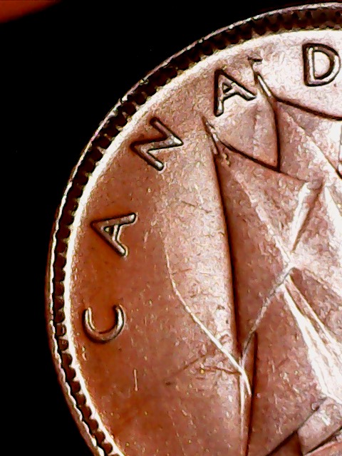 Canada-1940-10-Cents--Large-Die-Crack-?