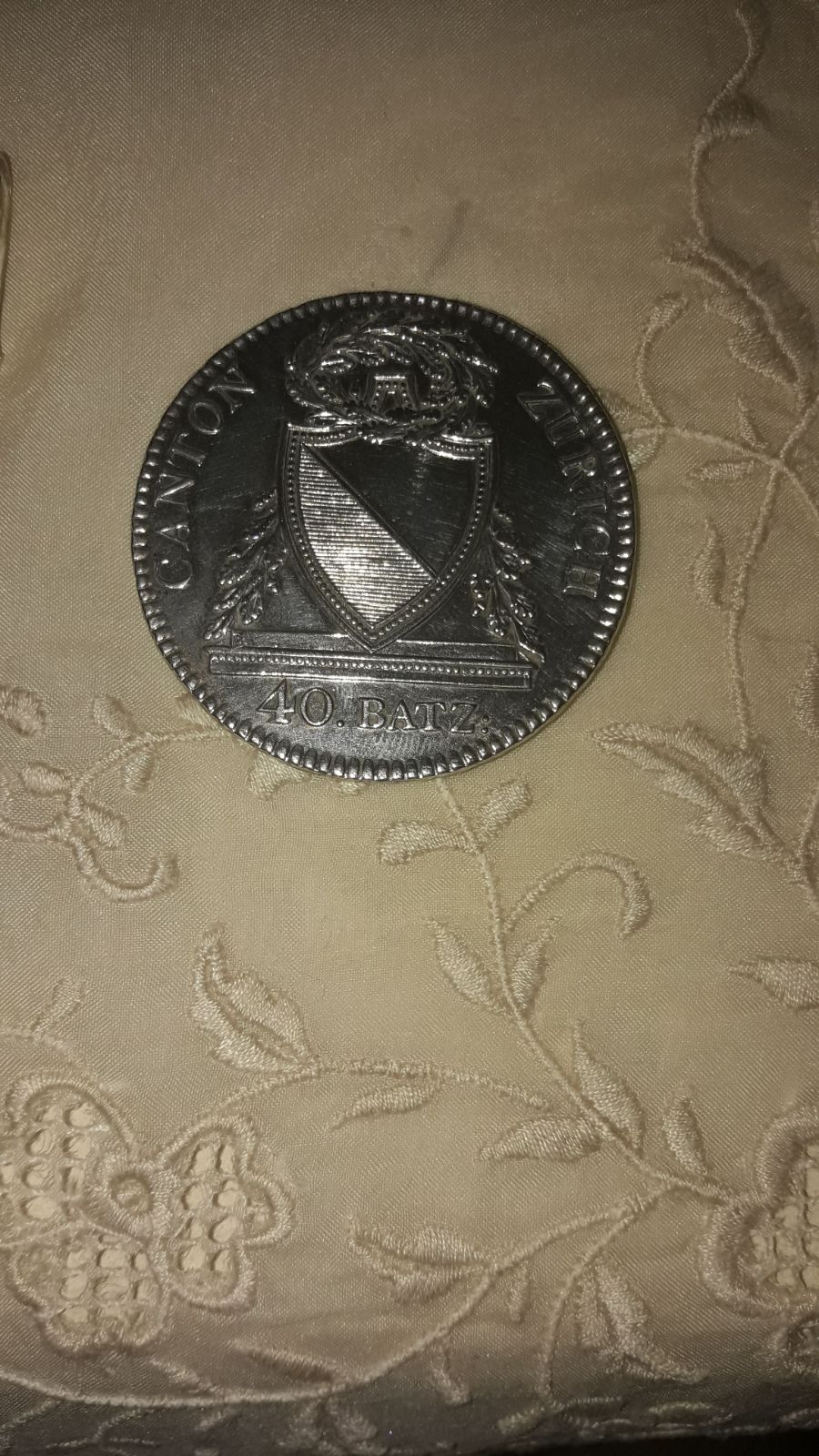 Zurich-40-Batzen-1813-&-Papal-Medal-1684