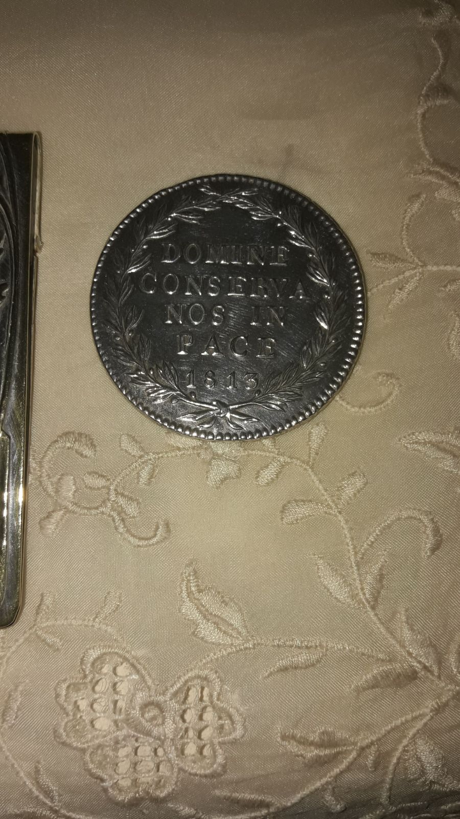 Zurich-40-Batzen-1813-&-Papal-Medal-1684