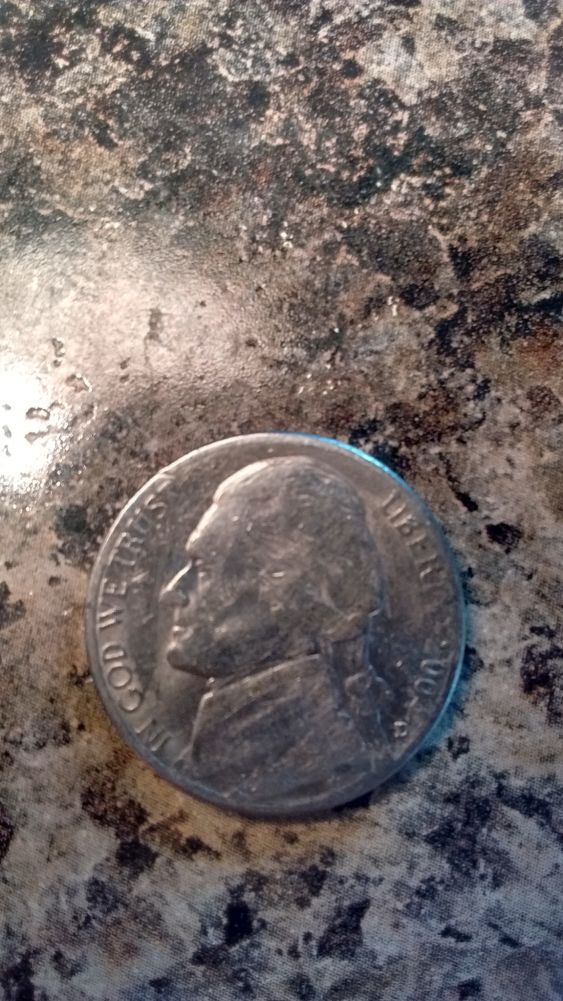 2004-D-Jefferson-Nickel,-Semi-Blank-Reverse