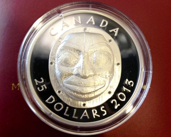 2013-$25-Pure-Silver-Coin---Grandmother-Moon-Mask