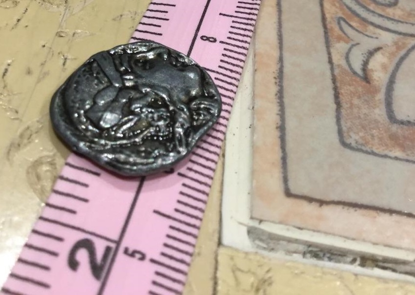Re:--Can-Anyone-Identify-This-Please?