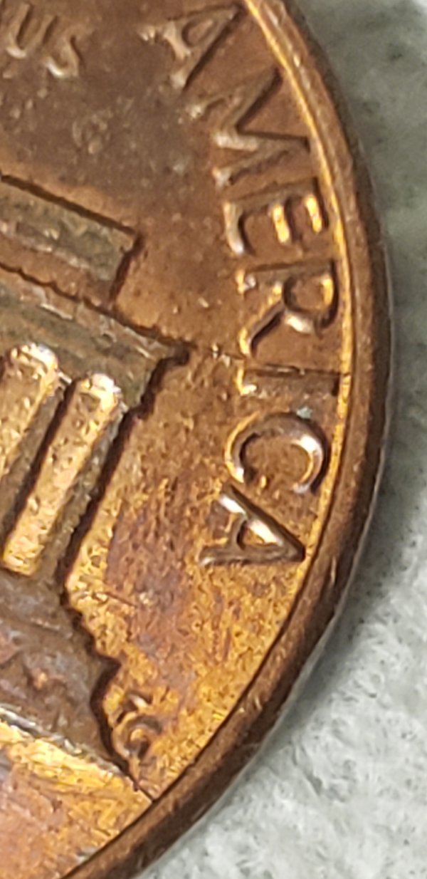 These-Are-Die-Cracks-Right?-1983-Lincoln-Cent