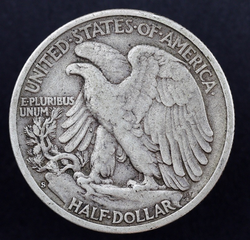 Setup-For-Photographing-Half-Dollars?