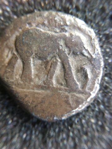 Has-This-Coin-Been-Varnished-Or-Another-Coating---Removal?