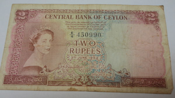 Large-Collection-Of-Banknotes-To-Be-Identified-And-Value