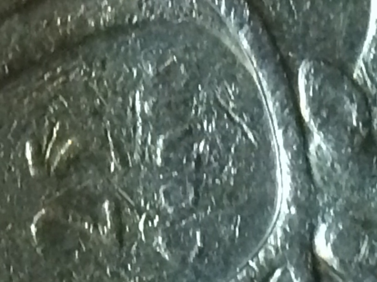 Deteriorated-Die-Notched-Underside-Of-N-In-Cents?-1978-25-Cents