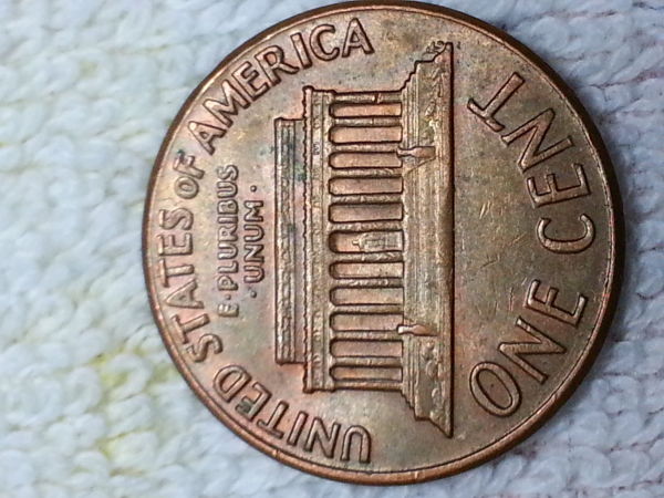 Help-Identifying-Mark-On-A-1969-D-Lincoln-Cent.