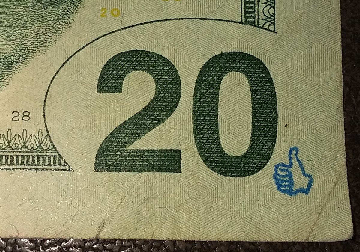 $20-Bill--With-Mystery-Arrow-On-Back