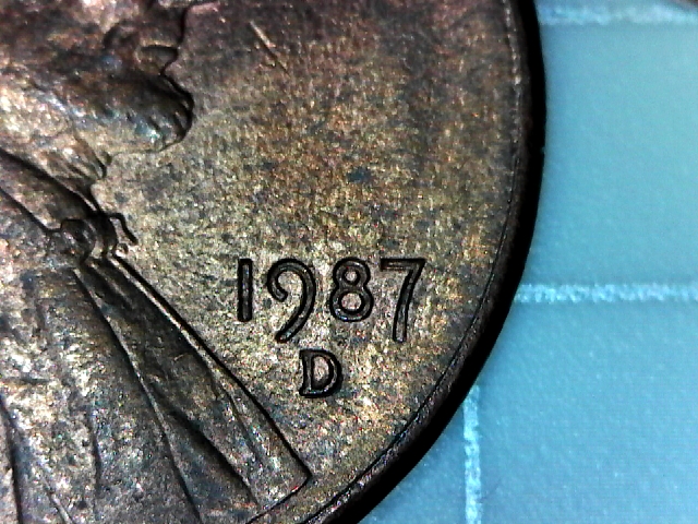 1987-D-Lincoln--Is-This-Normal?