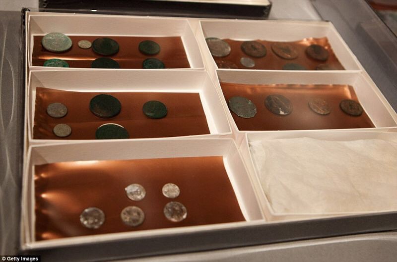 Boston's-1795-Time-Capsule,-With-Coins,-To-Be-Opened.