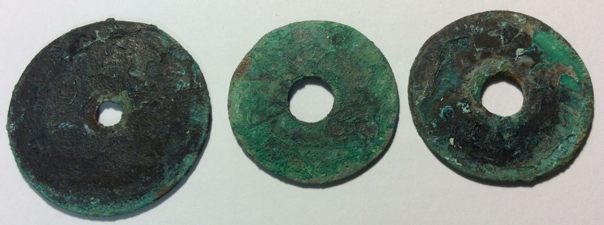 The-First-Round-Coins-Of-China