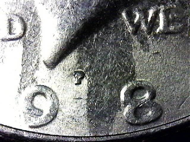 Two-1984-P-Kennedy-Halves-Remarkably-Similar