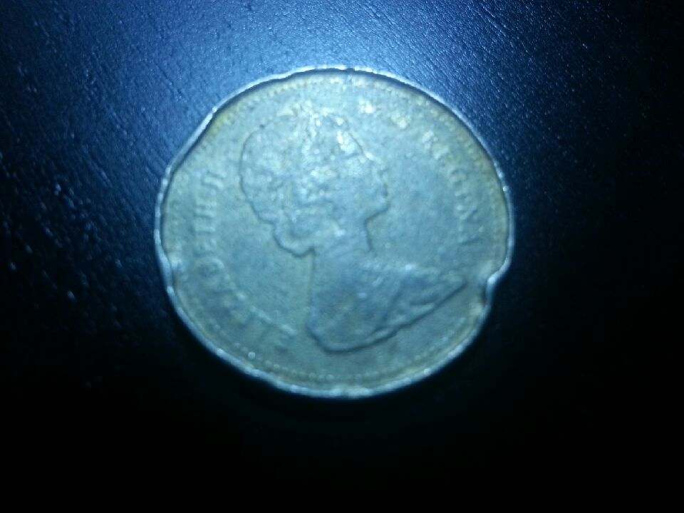 **new-Canadian-Quarter-Error?-Wrong-Planchet?-Please-Help!