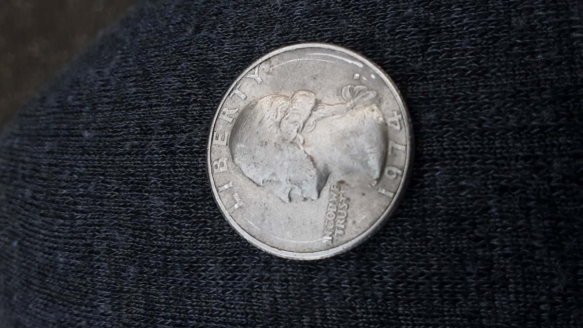 1974-D-Quarter-Error?-Superimposed-Image?