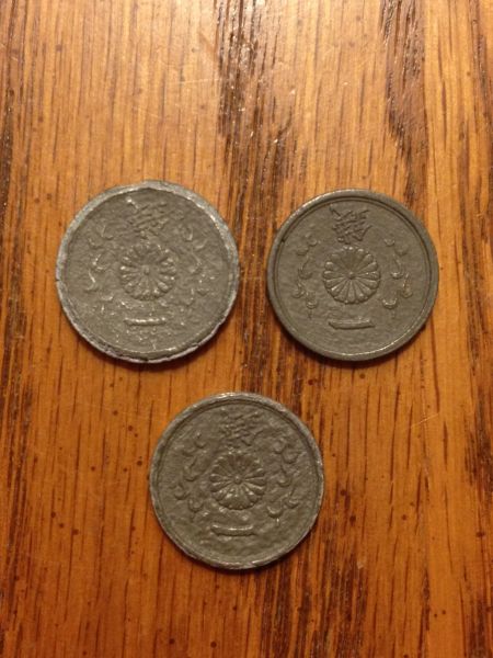 Strange-Jpn-Coins-With-Imperial-Seal-Date?-Denomination?