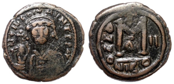 Confusing-Tiberius-II-Constantine-Follis---Help-Please.