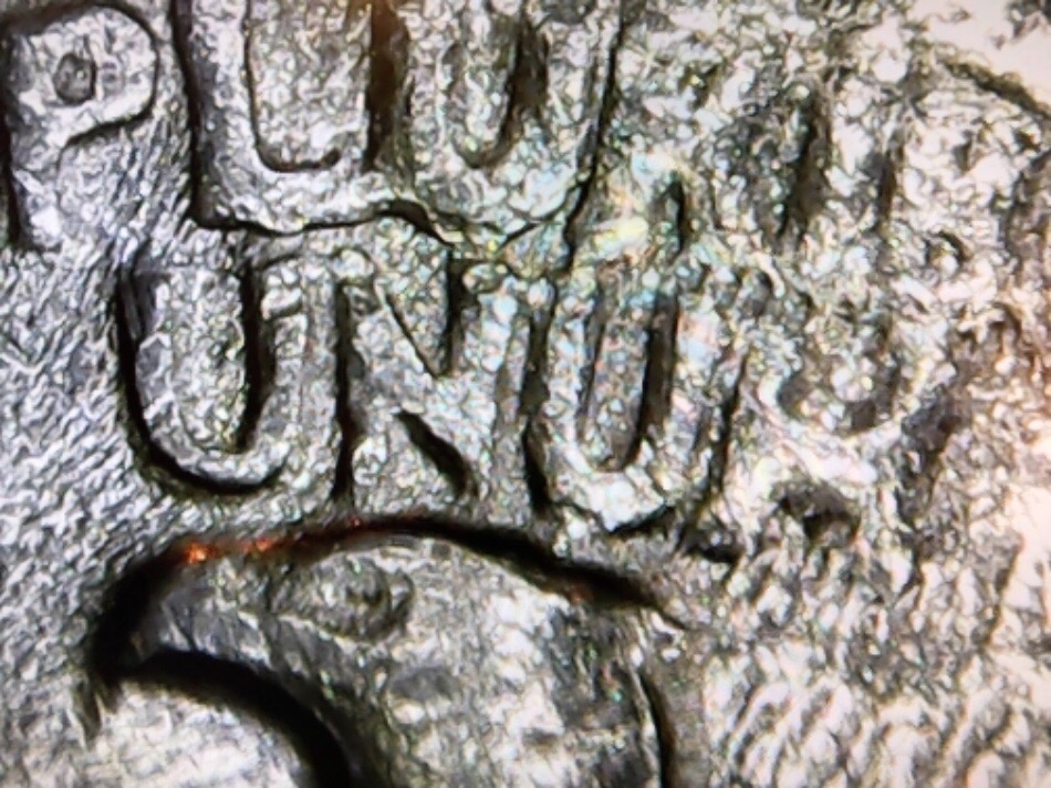 82p-Quarter-Devices-Look-Like-They-Are-Melting-Off!-No-Idea-On-This-One.