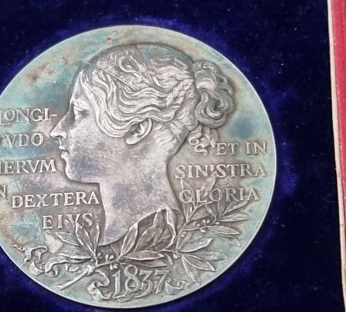 HI-I've-Inherited-Some-Medal-And-Would-Like-Information.