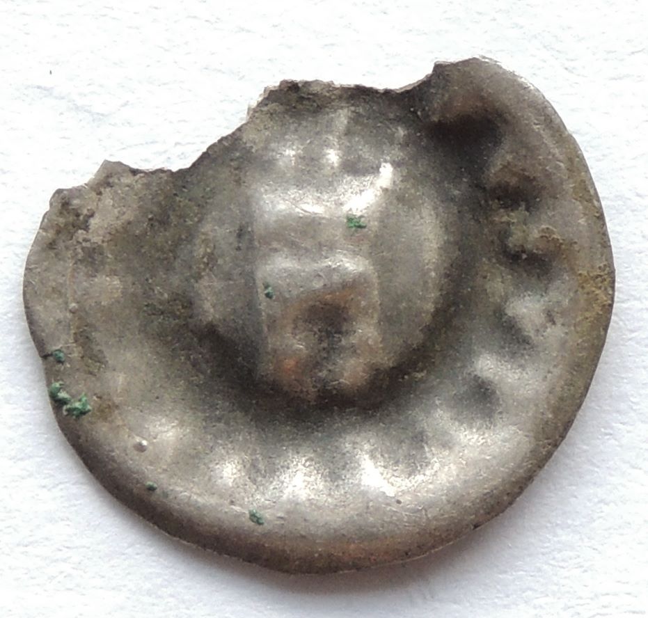 ID-Help---Bracteate-1.-Maybe-Hamburg?