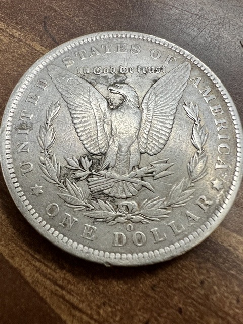 1885-O-Morgan-Silver-Dollar-Error?