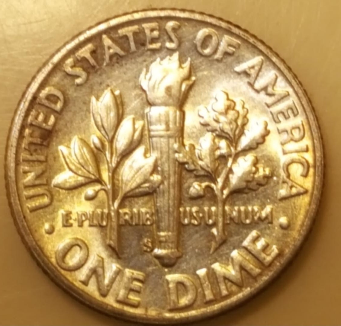 Junk-Bin-1949-S-Dime-Score-At-Coin-Show.