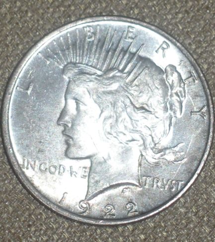 1922-P-Peace-Dollar-In-Need-Of-Tlc