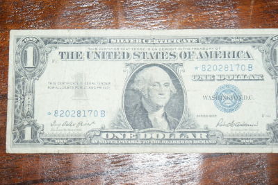 Silver-Certs-And-2-Dollar-Bills