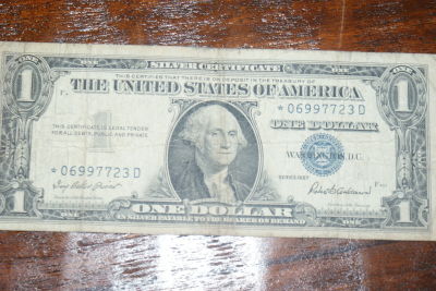 Silver-Certs-And-2-Dollar-Bills