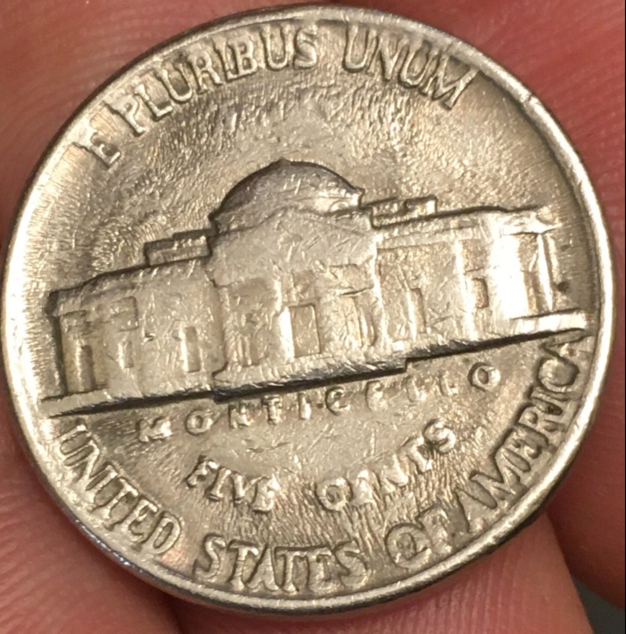 Any-Ideas-On-This-1983-P-Jefferson-Nickel?