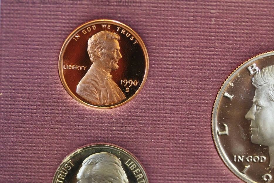 1990-S-Lincoln-Cent.....upside-Down-S?