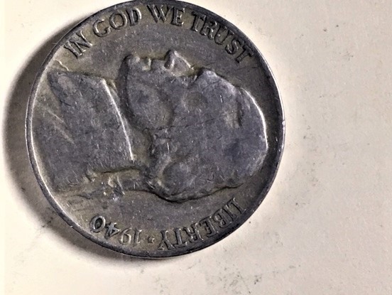 1940-D-Jefferson-Nickel....what's-Going-On-With-The-Dome?