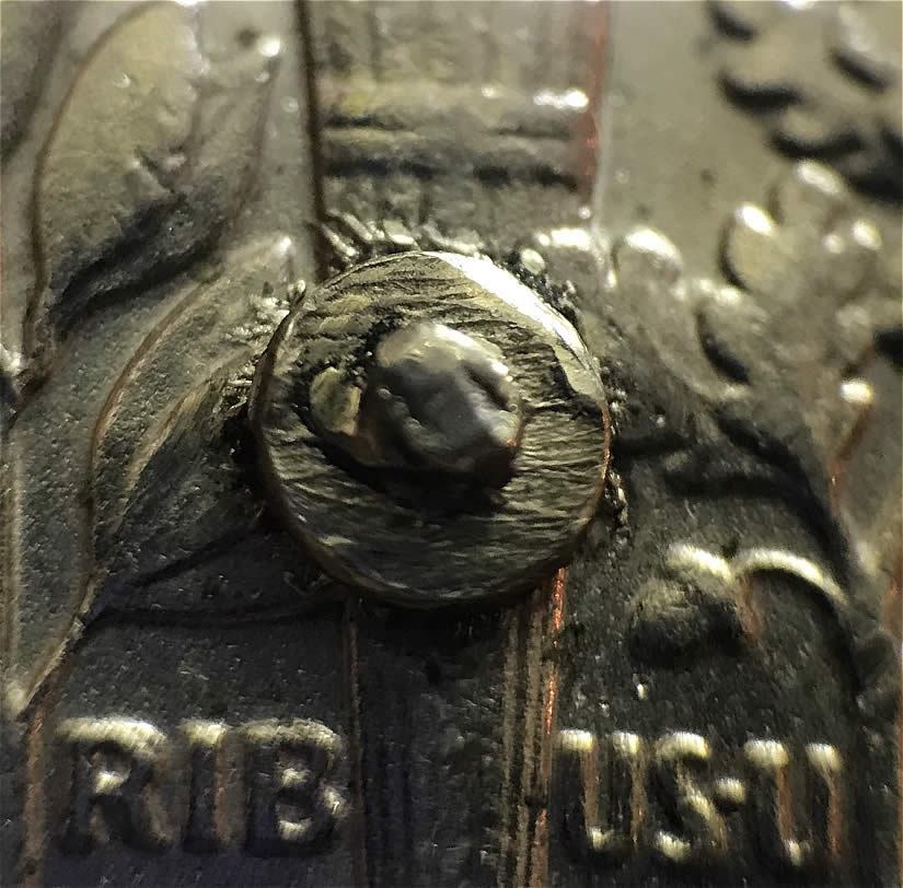 What-Is-This!!-Foreign-Metal-On-A-Dime?-2005-D
