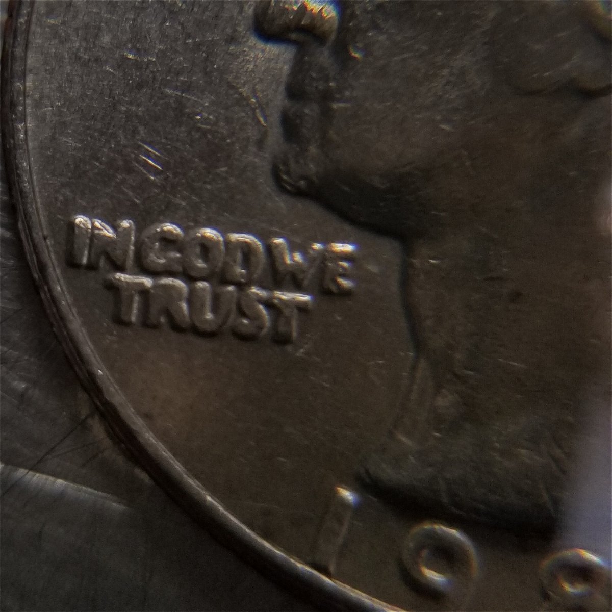 1982-D-Quarter-Different-One-Doubling-Help?