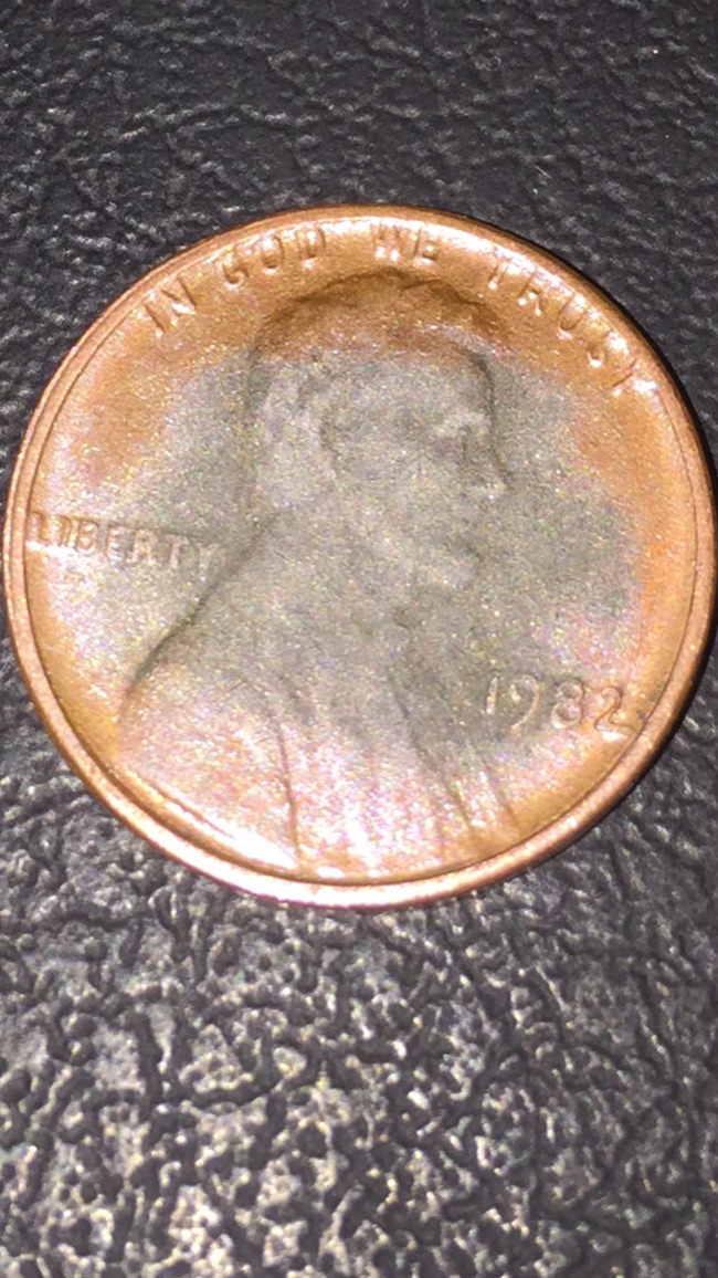 Off-Color-Mark-On-1982-Lincoln-Cent