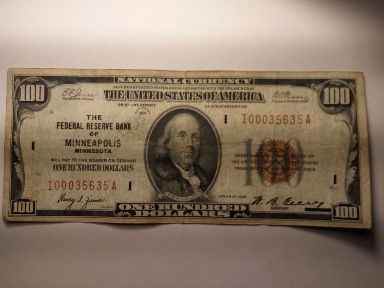 Valuation-$100-1928-Gold