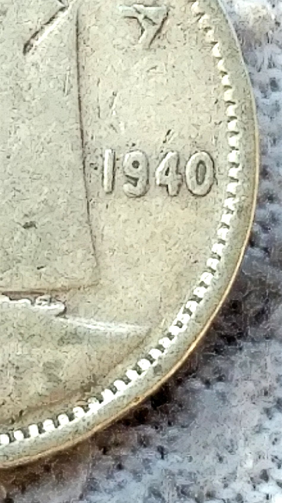 1940-Canadian-Dime,-Double-9-In-Date?