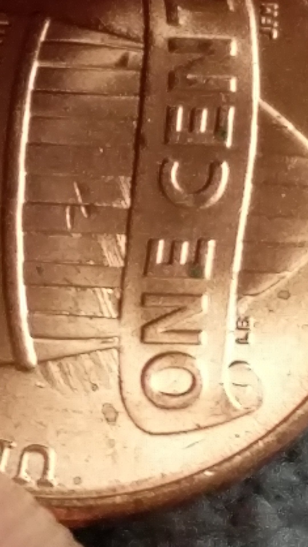 Are-These-Die-Scratches-On-This-2020-Lincoln-Cent-Or-DD?