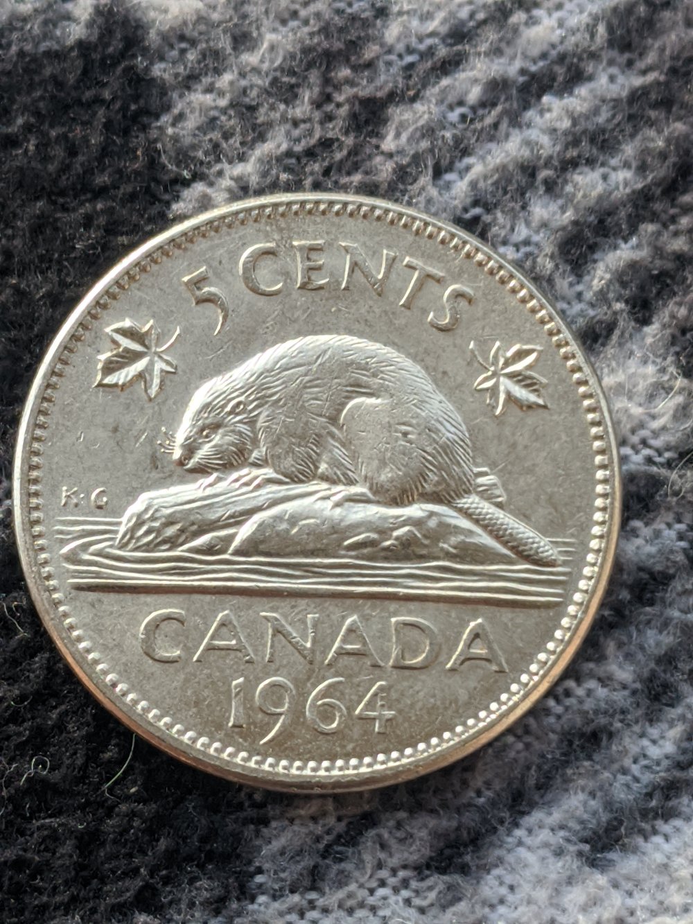 1964-Canadian-5cents,-Unlisted-Doubling-On-Back-Of-Queens-Head