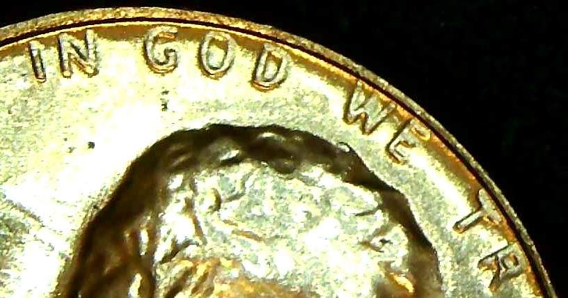 1972-D-Lincoln-Cent-With-Die-Deterioration?