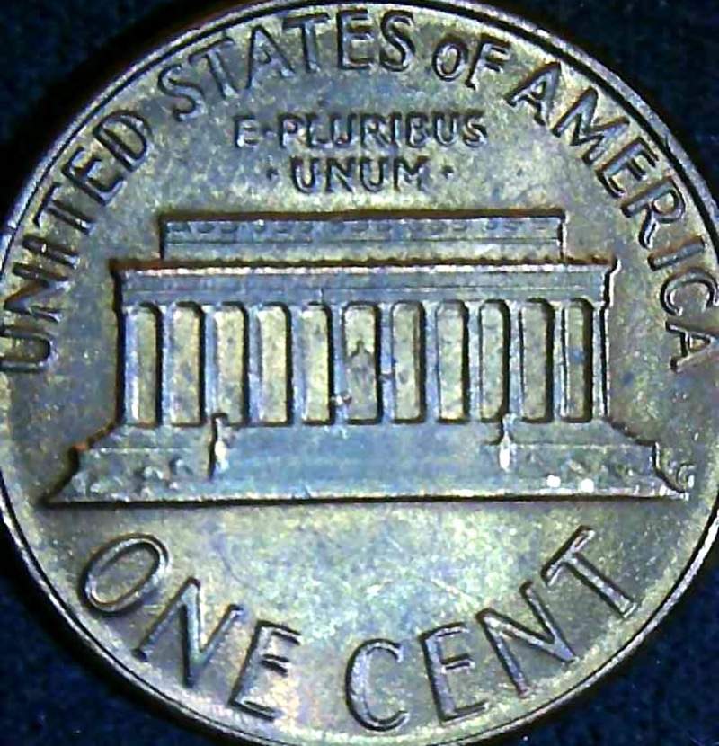 1977-Lincoln-Cent-With-?-Embedded-Wire?