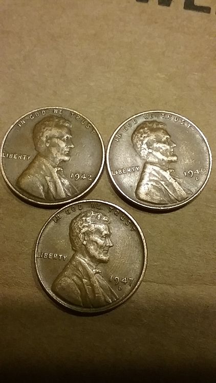 Lincoln-Wheat-Pennies,-See-Anything-Interesting?