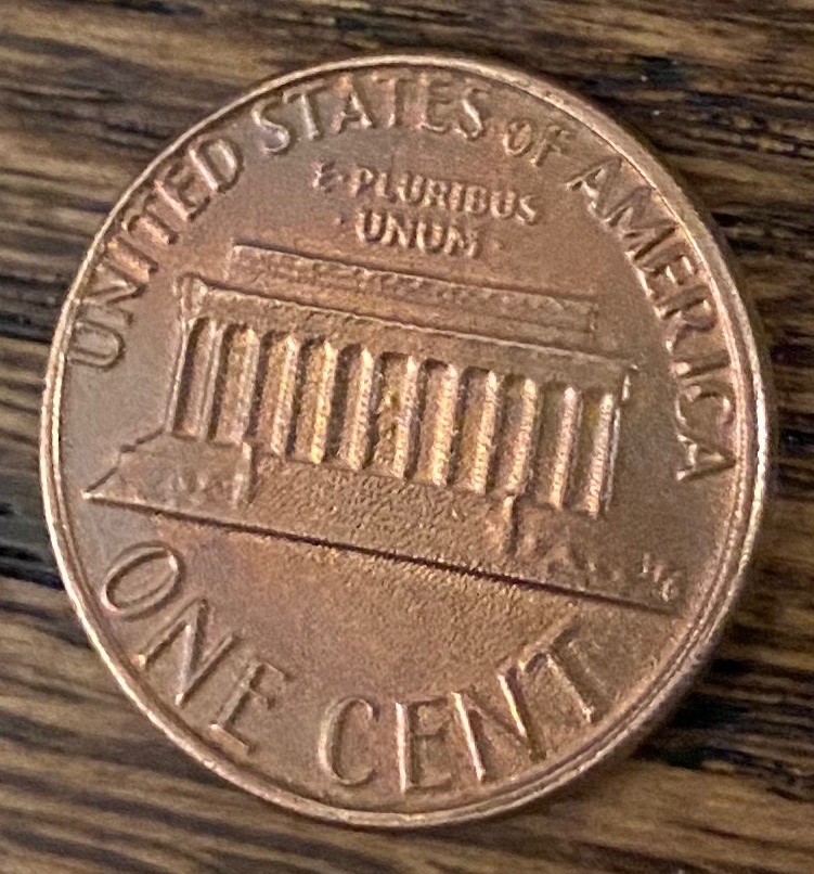 1982-Copper-Cent,-Strange-Texture-And-Filled-D-Mint-Mark